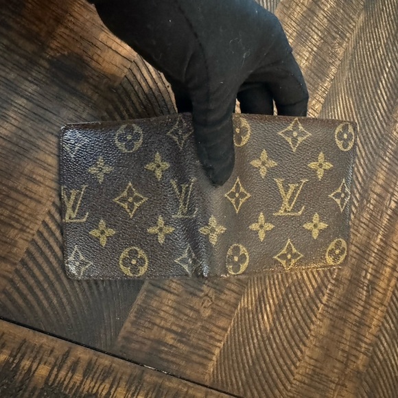 Louis Vuitton, men's monogram, bifold, wallet, vintage - Picture 6 of 17
